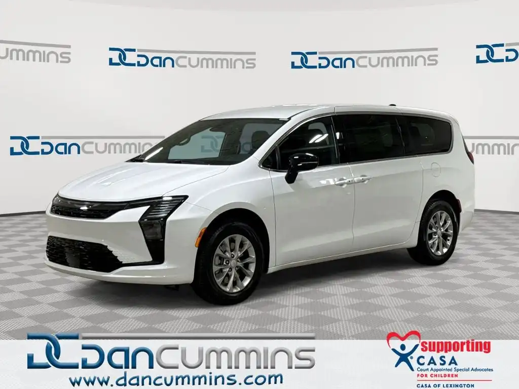 2027 Chrysler Pacifica Select AWD's photo