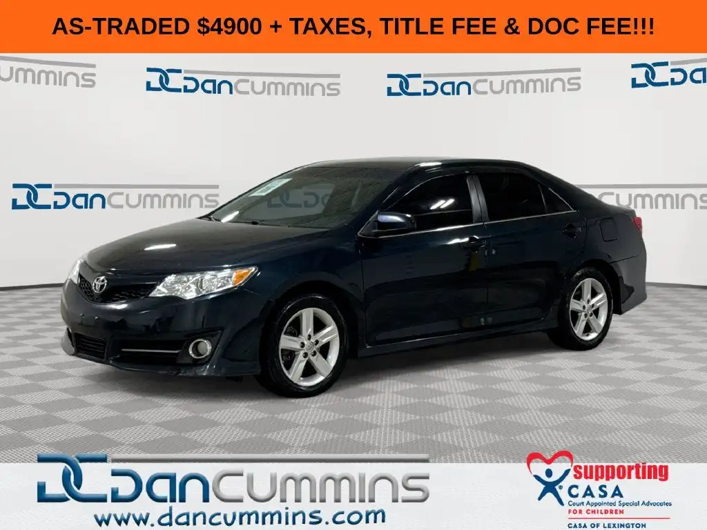 2014 Toyota Camry 2.5 Auto SE's photo
