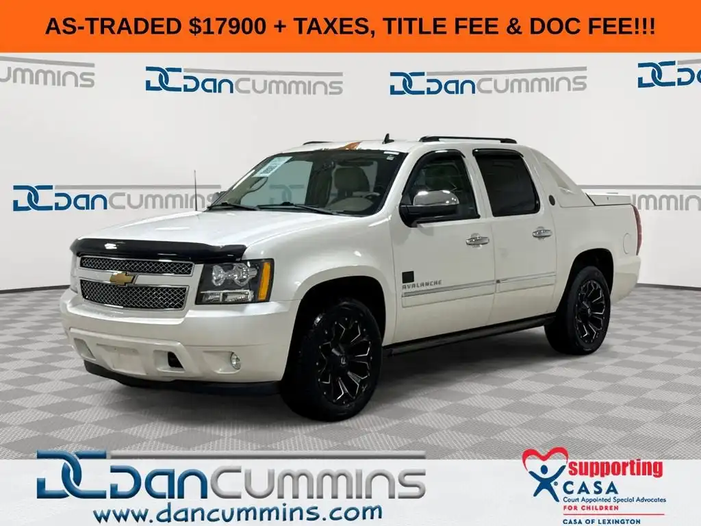2013 Chevrolet Avalanche LTZ 4WD's photo