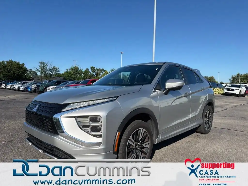2023 Mitsubishi Eclipse Cross SEL S-AWC's photo