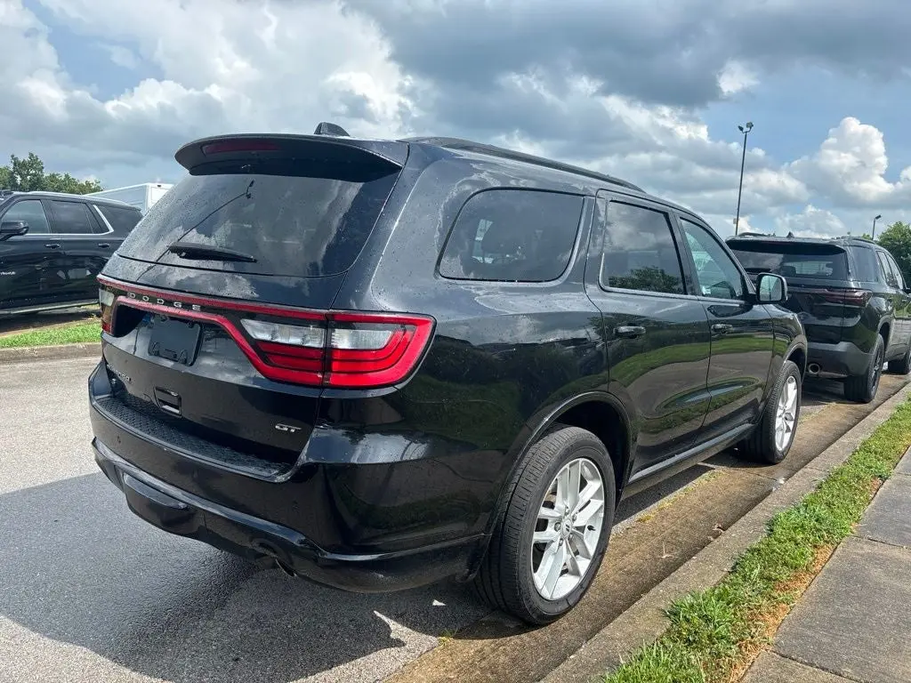 2025 Dodge Durango GT Plus AWD photo 3
