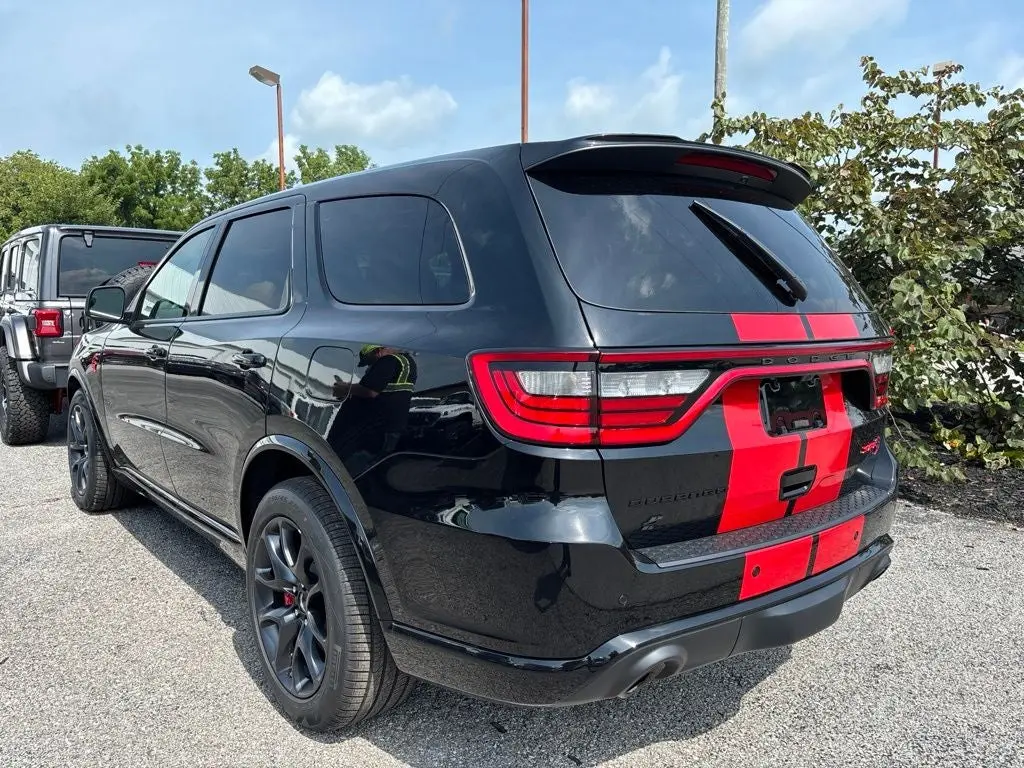 2026 Dodge Durango SRT Hellcat AWD Jailbreak photo 4