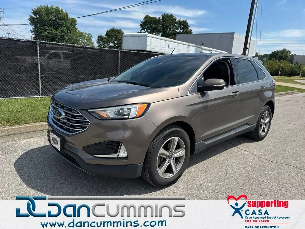 2019 Ford Edge SEL photo 1