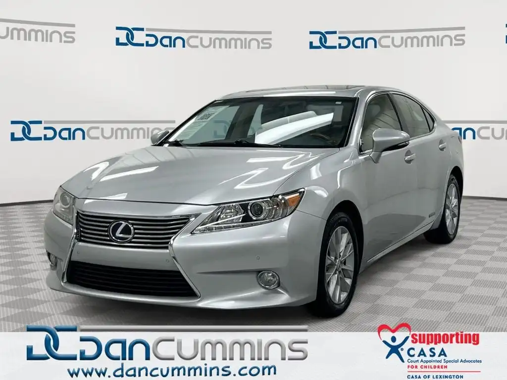2013 Lexus ES 350 300h's photo