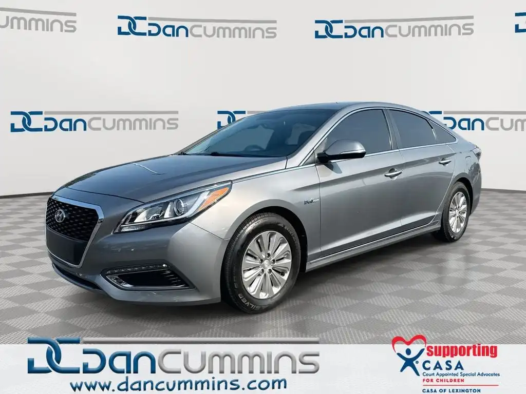 2017 Hyundai Sonata Base's photo