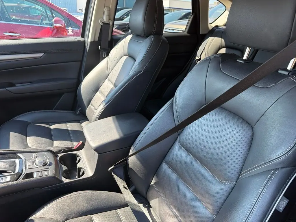 2025 Mazda CX-5 Preferred AWD Auto Package S photo 4