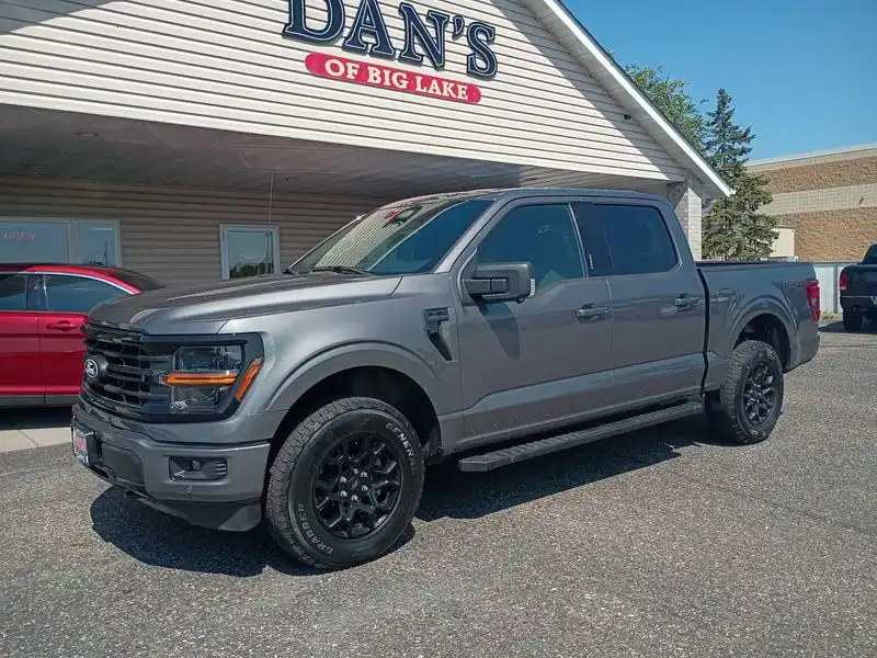 2024 Ford F-150 XLT 4WD SuperCrew 145 in's photo