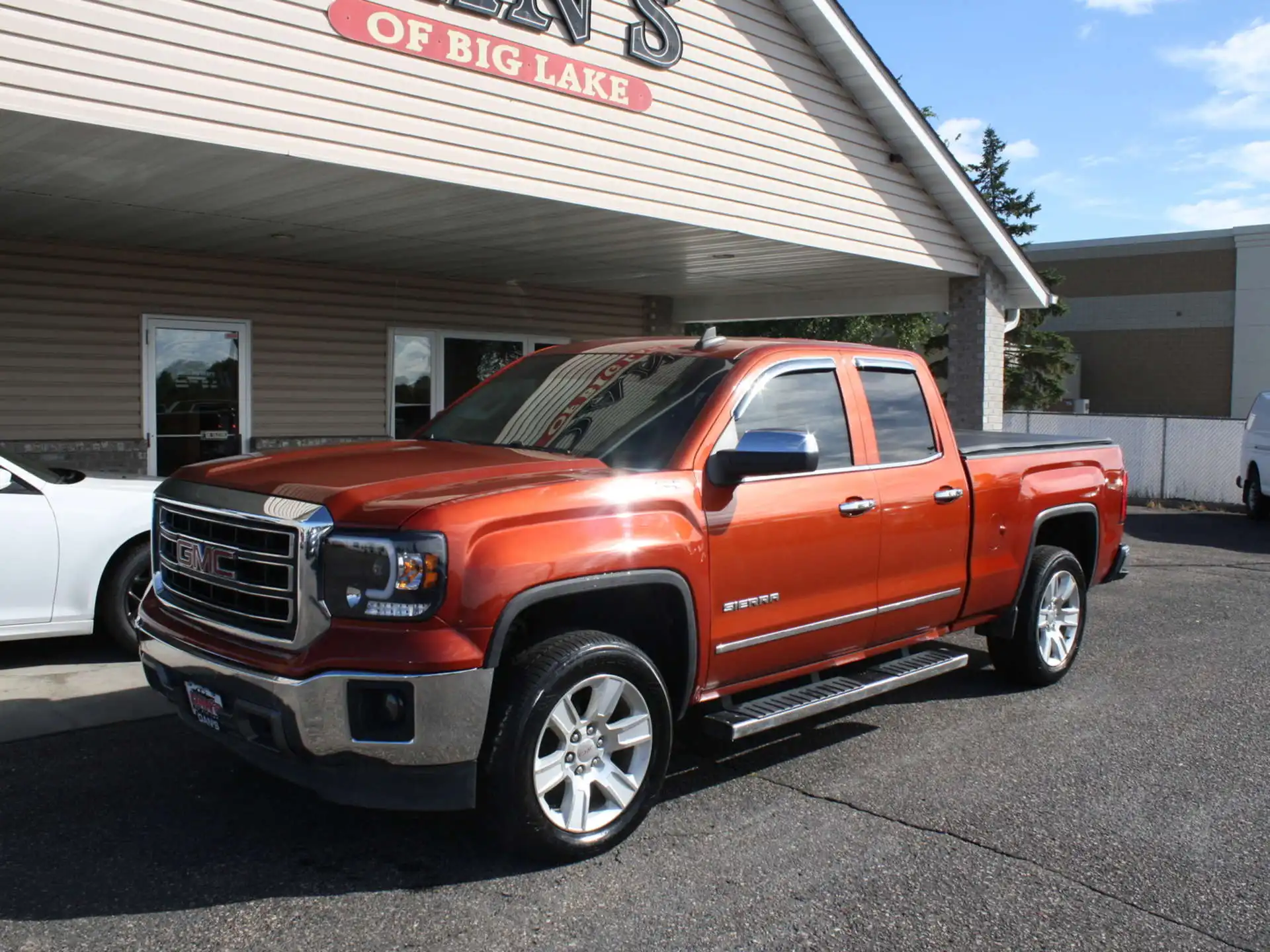 2015 GMC Sierra SLT 4WD Double Cab SWB's photo