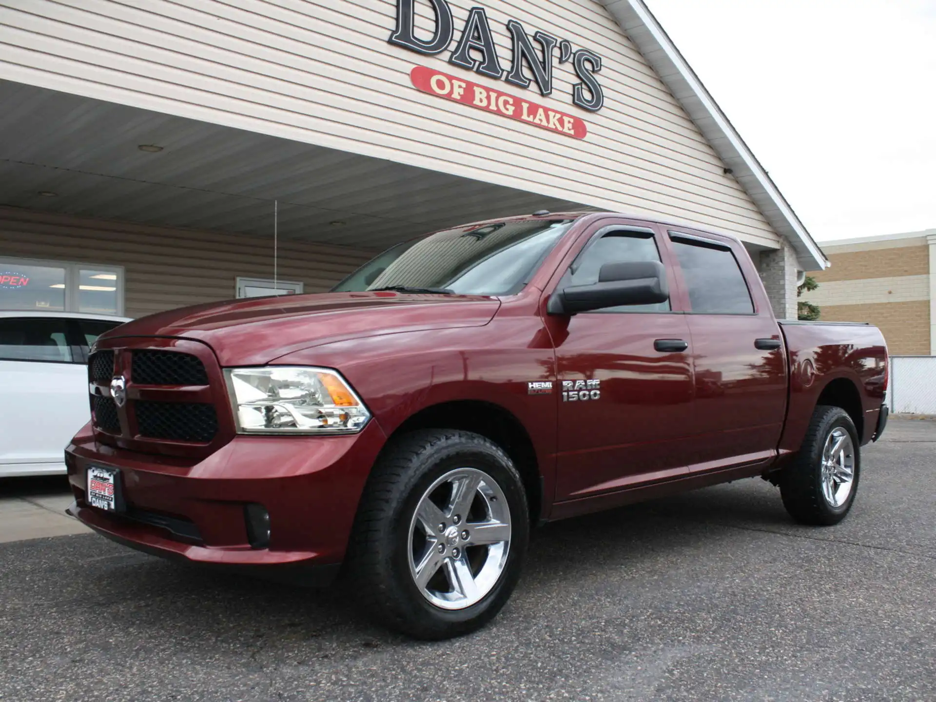2017 RAM 1500 Express 4WD Crew Cab 5'7's photo