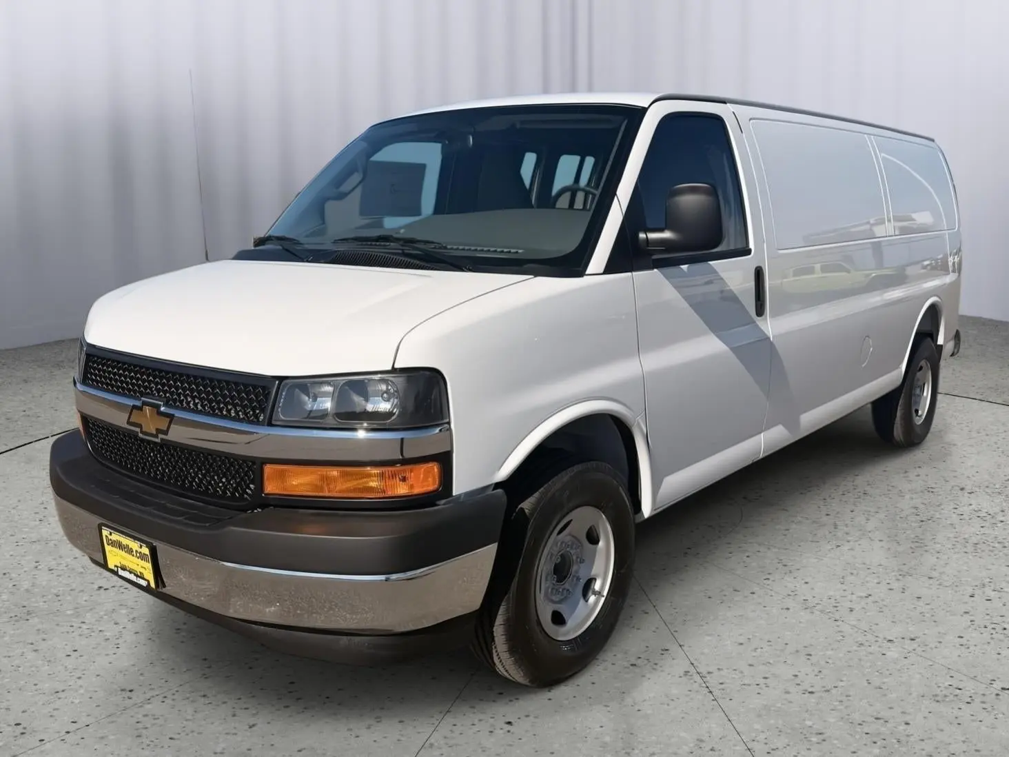 2026 Chevrolet Express Work Van 3500 Extended photo 3