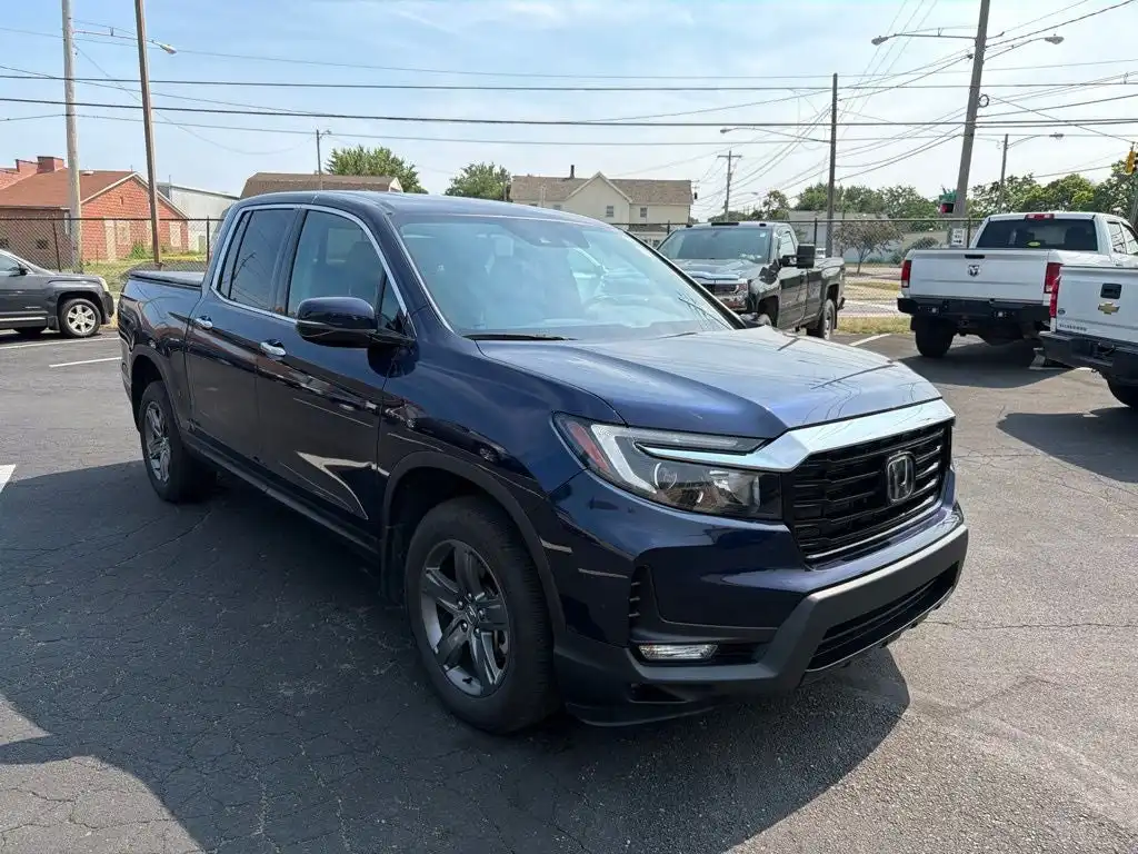 2023 Honda Ridgeline RTL-E AWD's photo