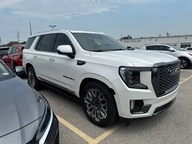 2023 GMC Yukon 4WD Denali Ultimate's photo
