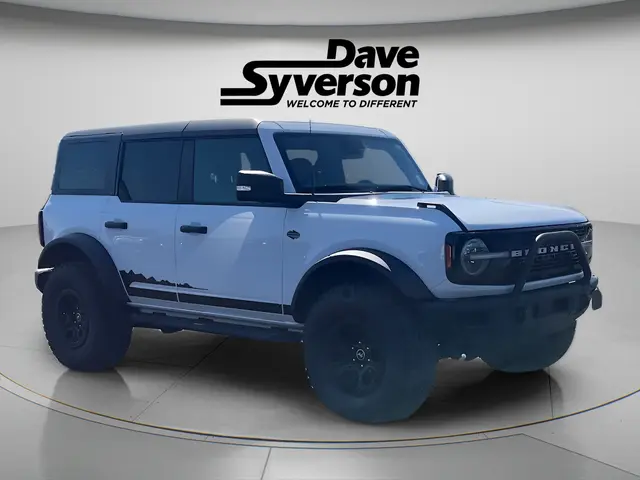 2023 Ford Bronco Wildtrak 4x4 photo 3