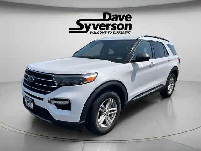 2022 Ford Explorer XLT 4WD's photo