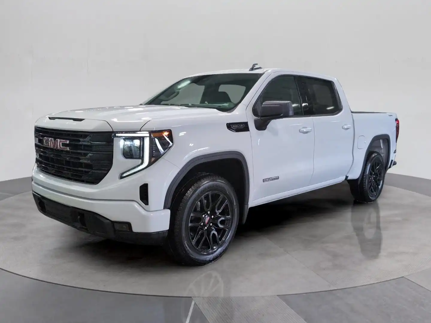 2026 GMC Sierra 4WD Crew Cab Standard Box Elevation's photo