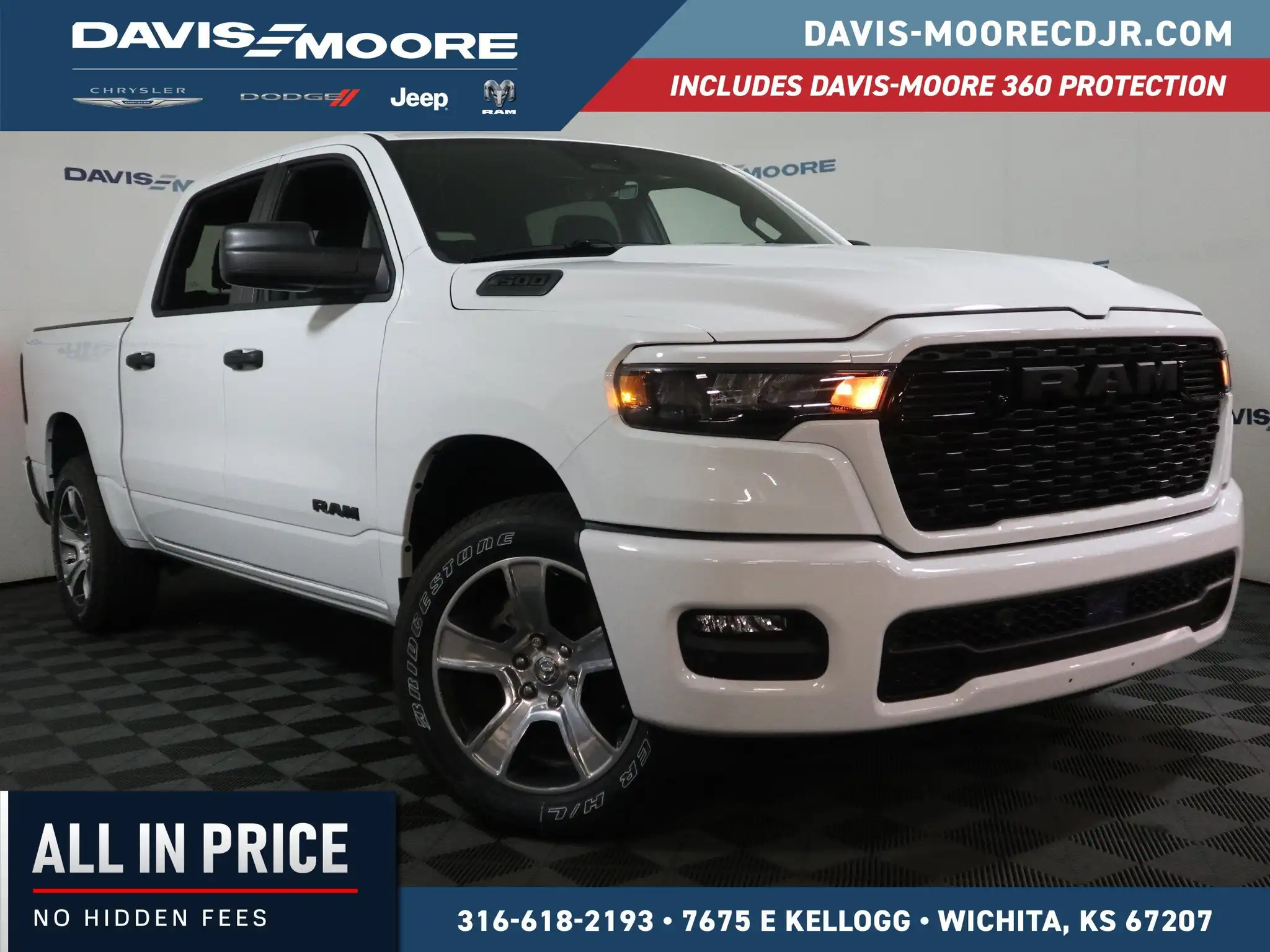 2026 RAM 1500 Express 4WD Crew Cab 5'7's photo