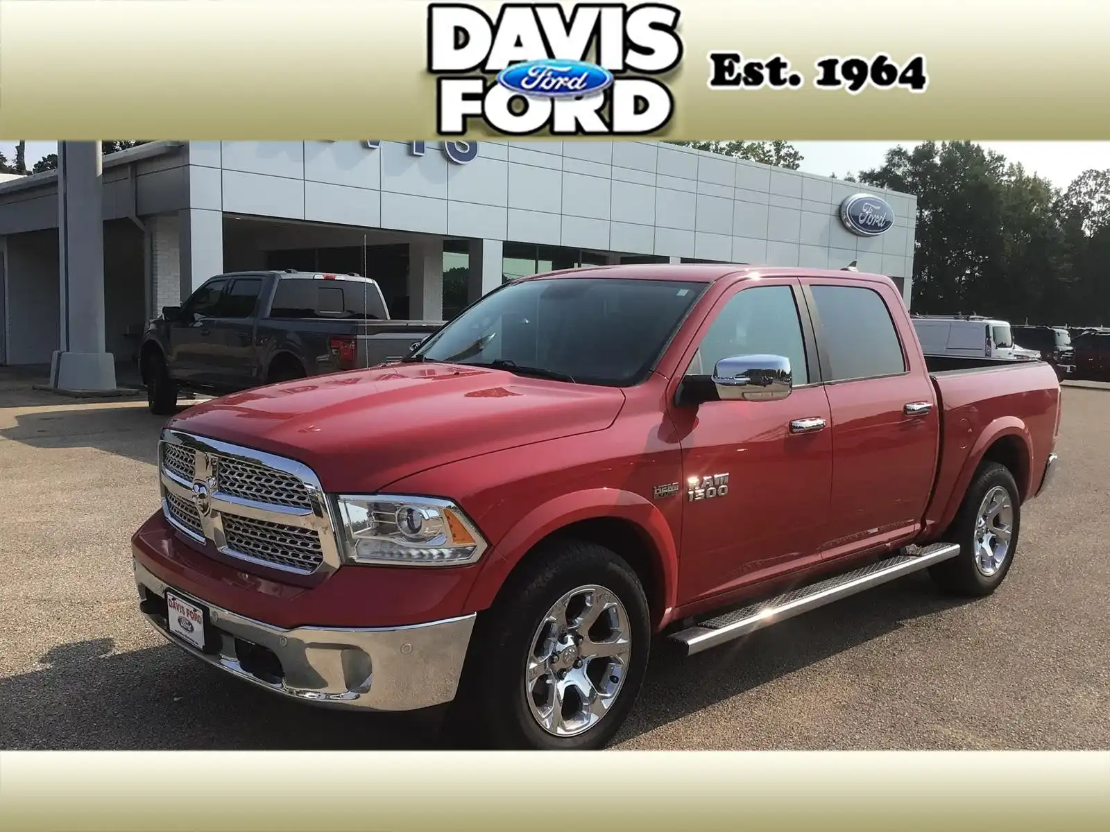 2017 RAM 1500 Laramie 4x4 Crew Cab 5'7's photo