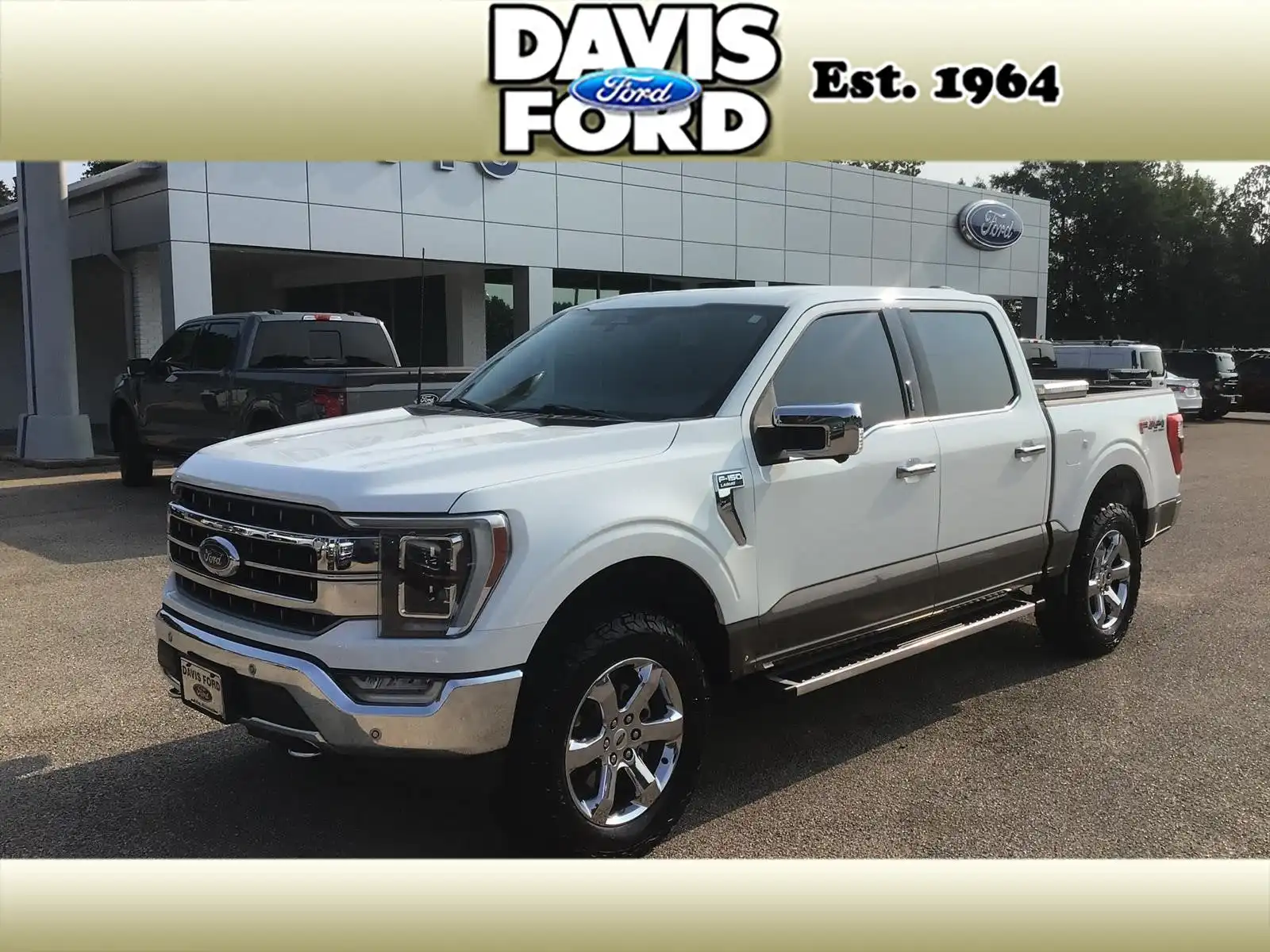 2022 Ford F-150 Lariat 4x4 SuperCrew 5-1/2 Box's photo