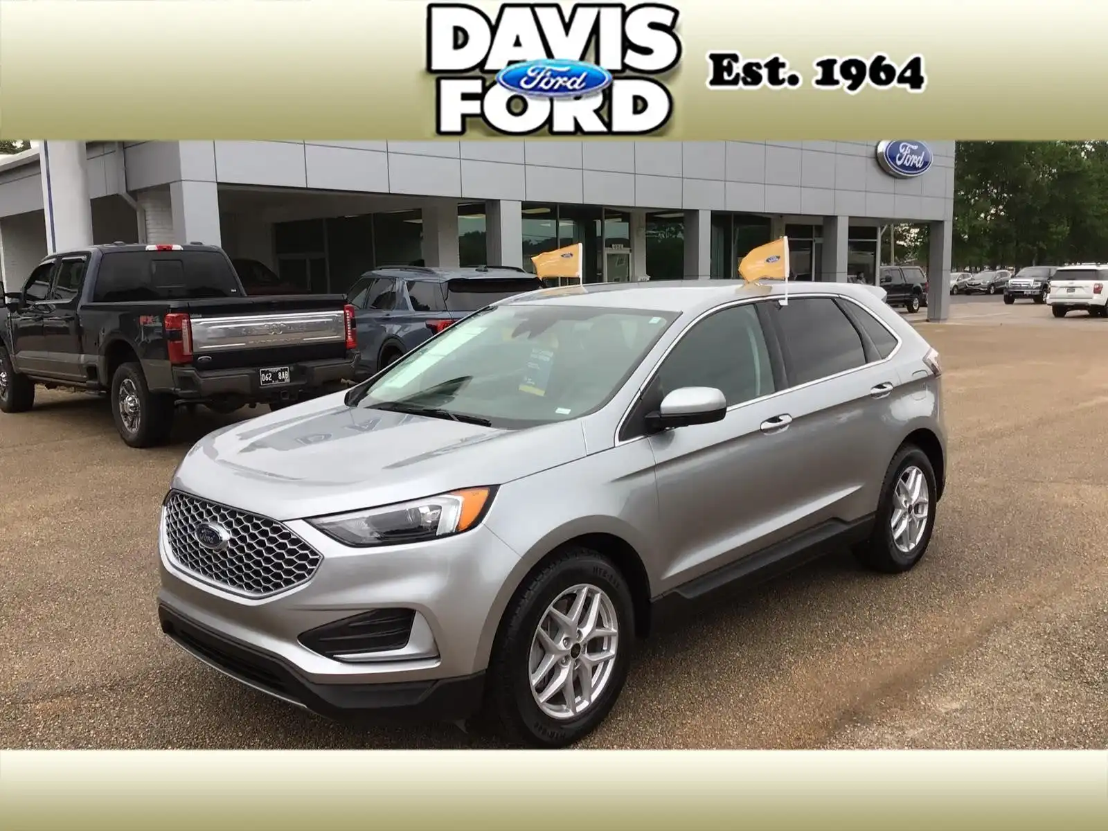 2024 Ford Edge SEL AWD's photo