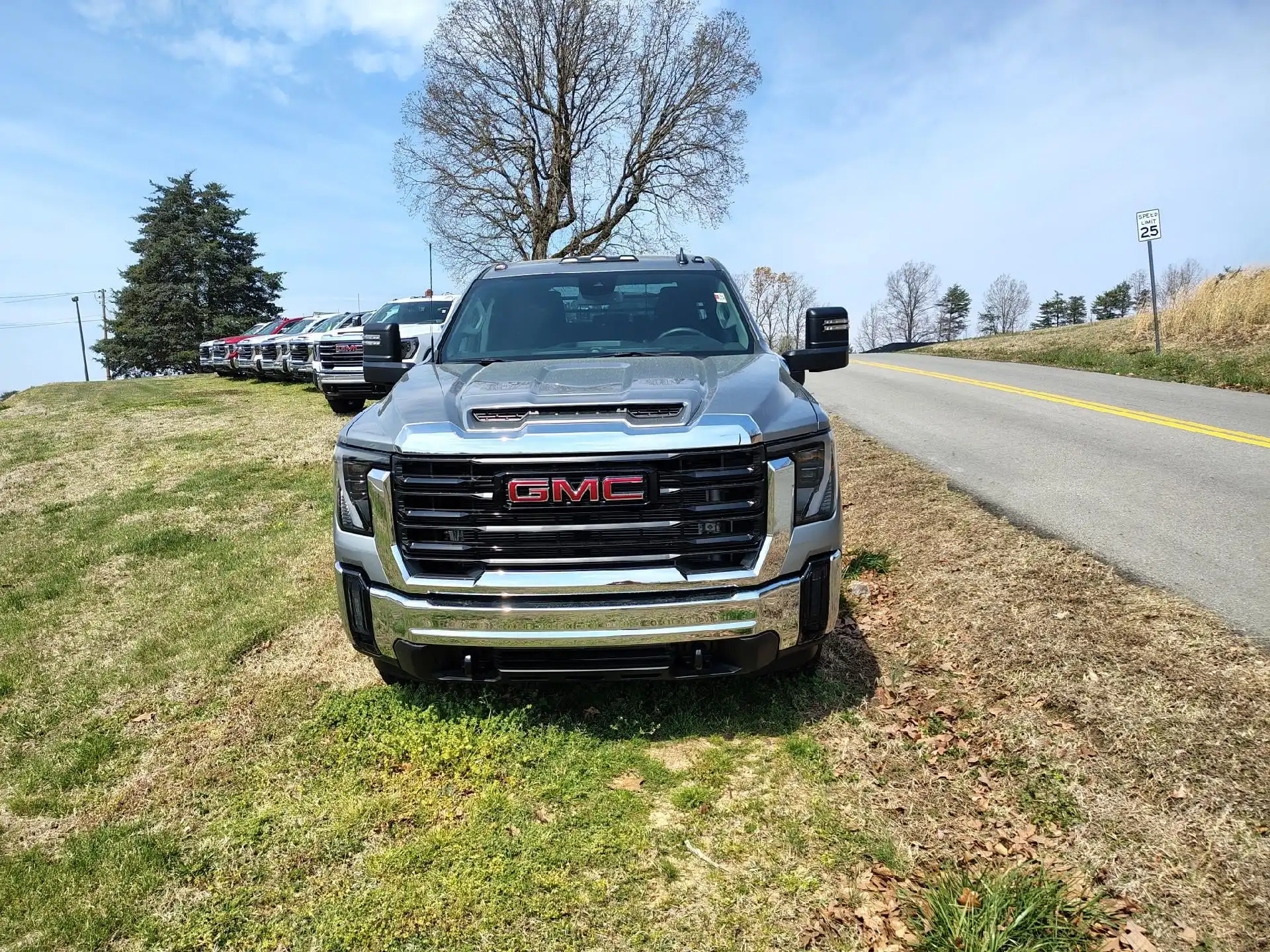 2026 GMC Sierra 4WD Crew Cab Chassis Pro's photo