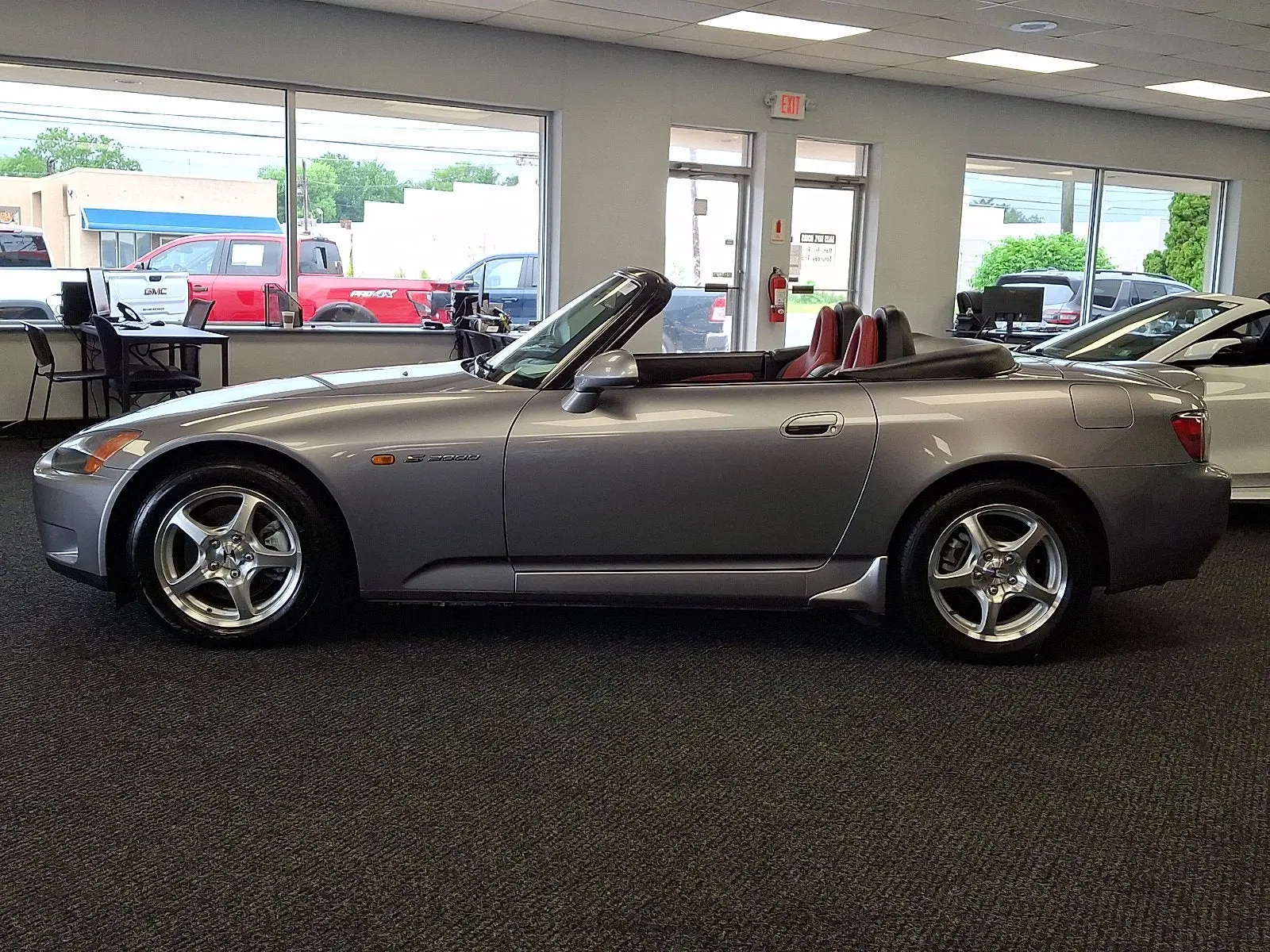 2000 Honda S2000 Base photo 4