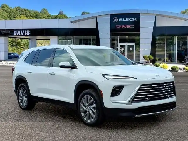 2026 Buick Enclave Preferred AWD's photo