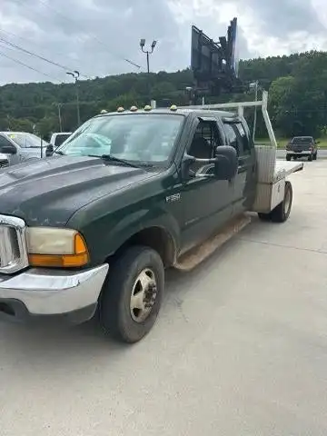 2000 Ford F-350 Lariat 4x4 Crew Cab SWB DRW's photo