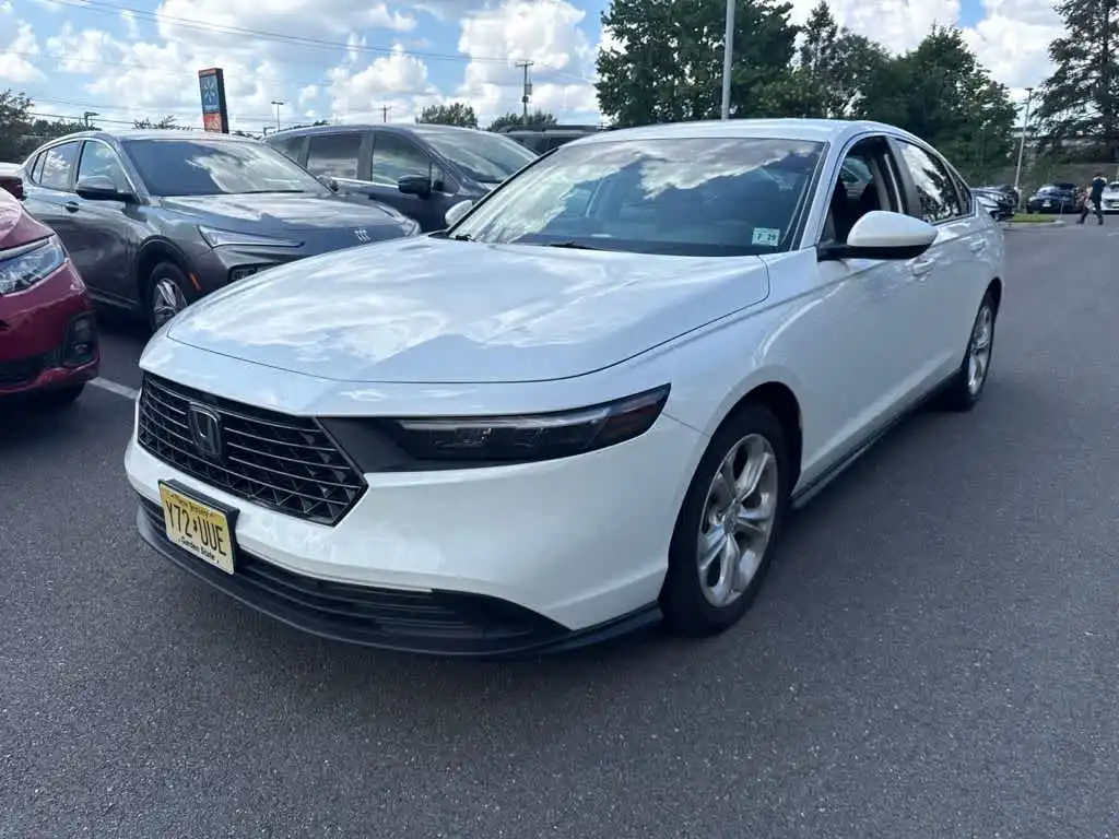 2024 Honda Accord 1.5T LX CVT's photo