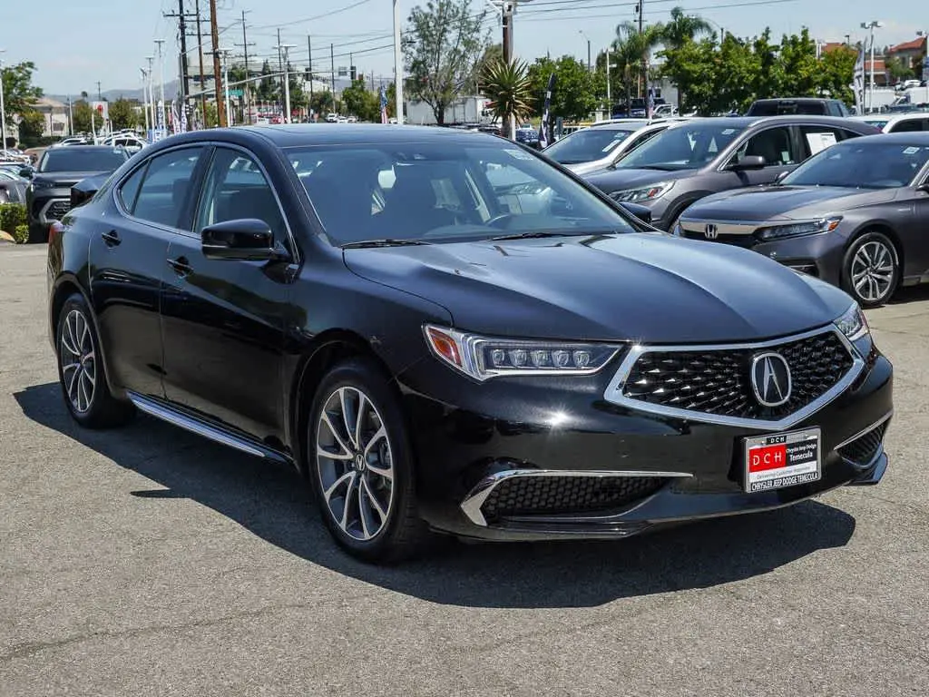 2018 Acura TLX 3.5 Auto Technology Package photo 3