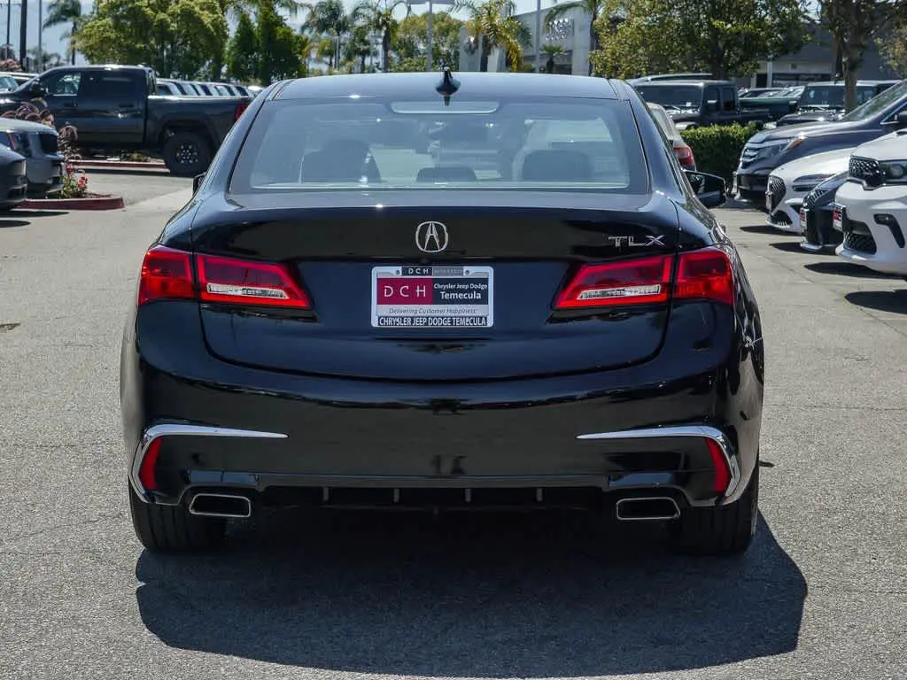 2018 Acura TLX 3.5 Auto Technology Package photo 4