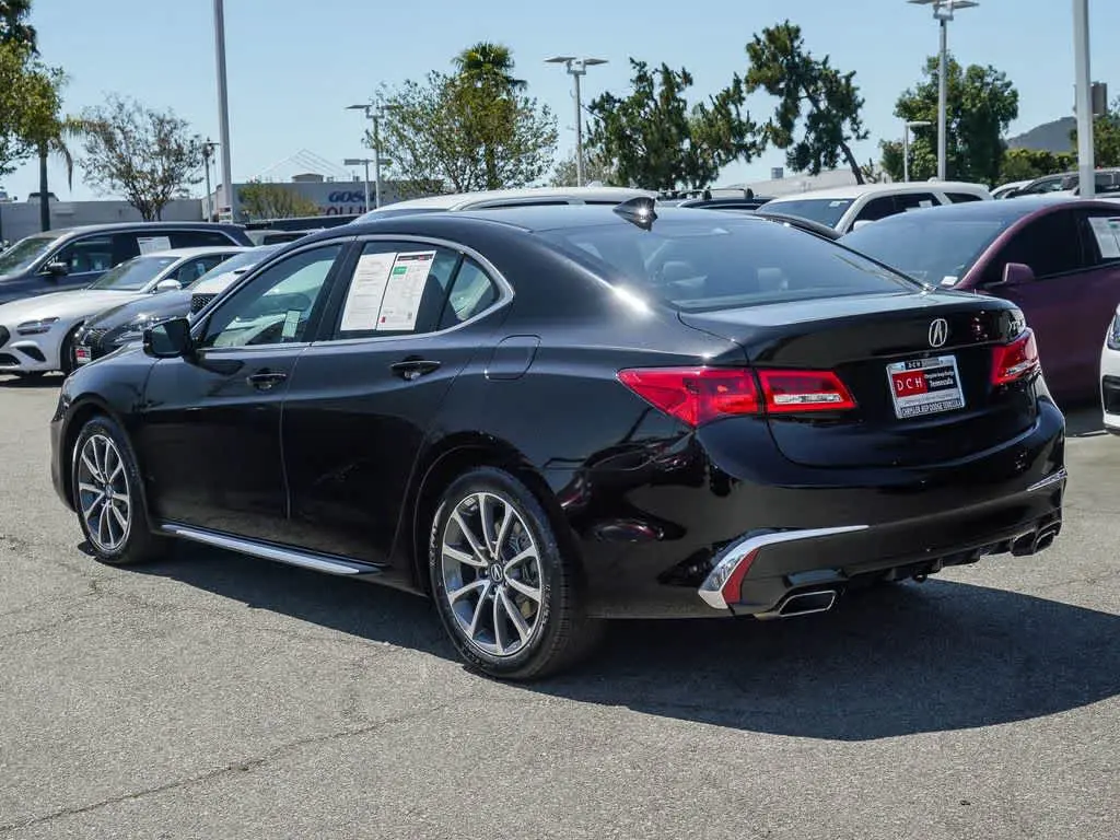2018 Acura TLX 3.5 Auto Technology Package photo 5