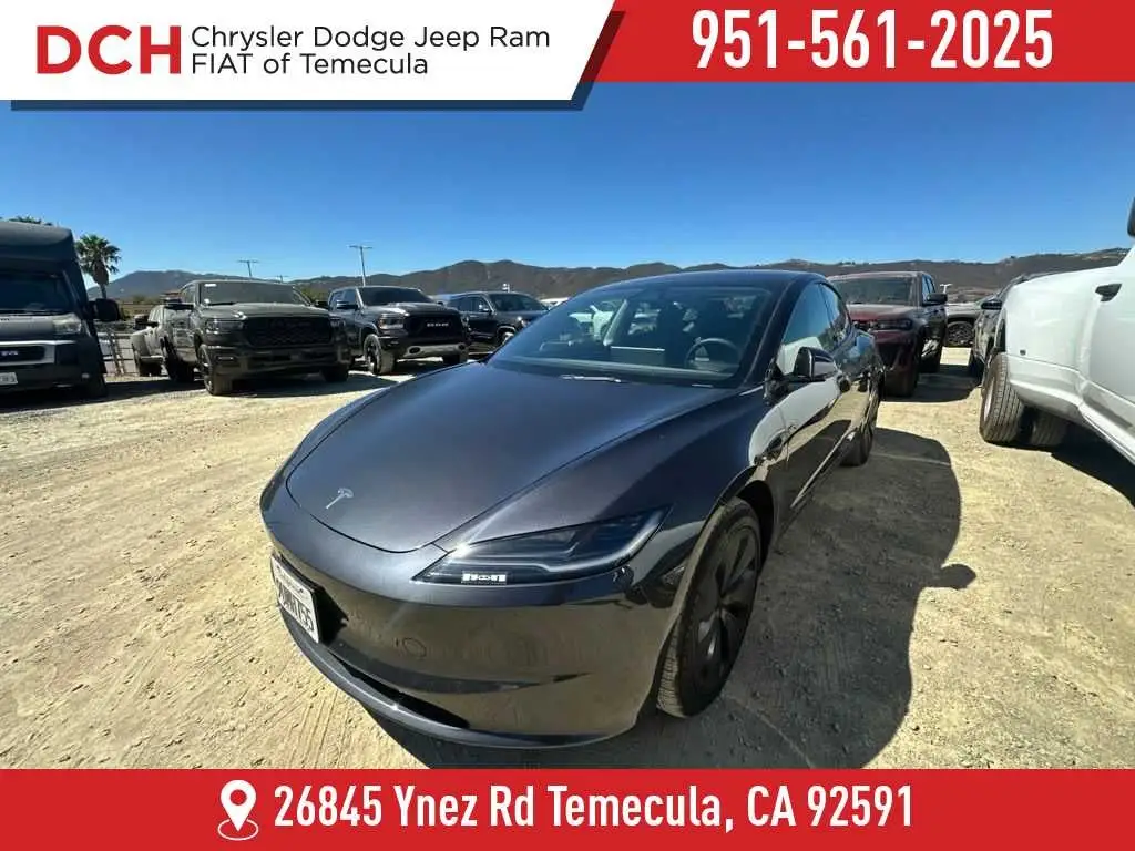 2025 Tesla Model 3 Long Range photo 1