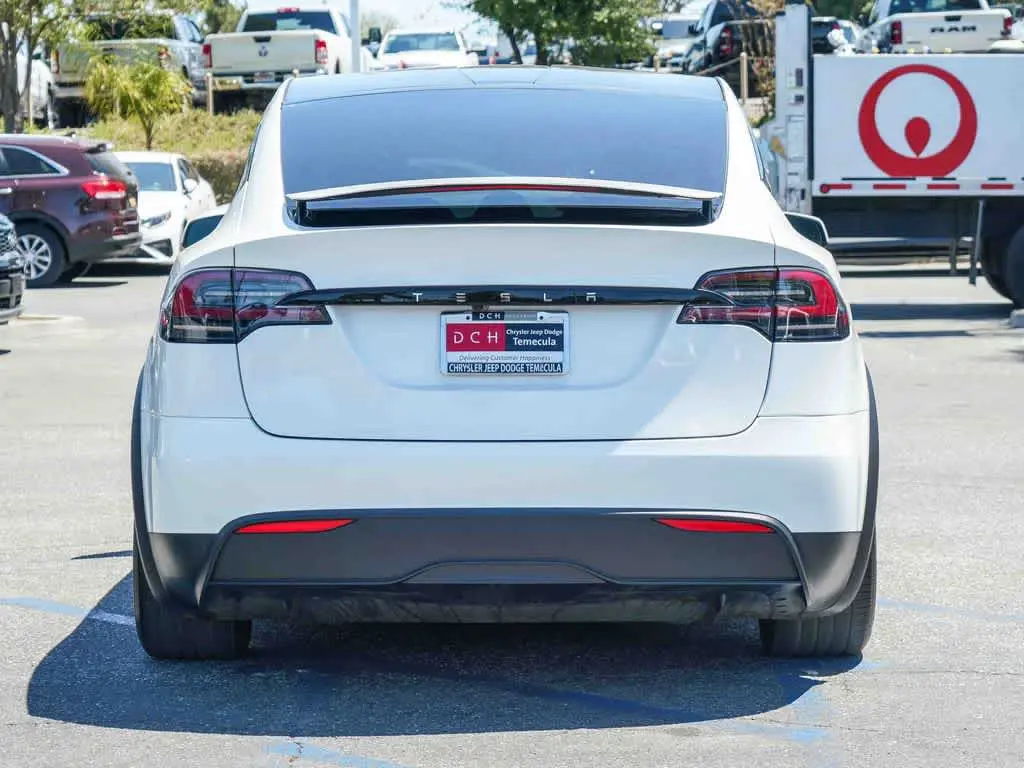 2023 Tesla Model X Long Range photo 5