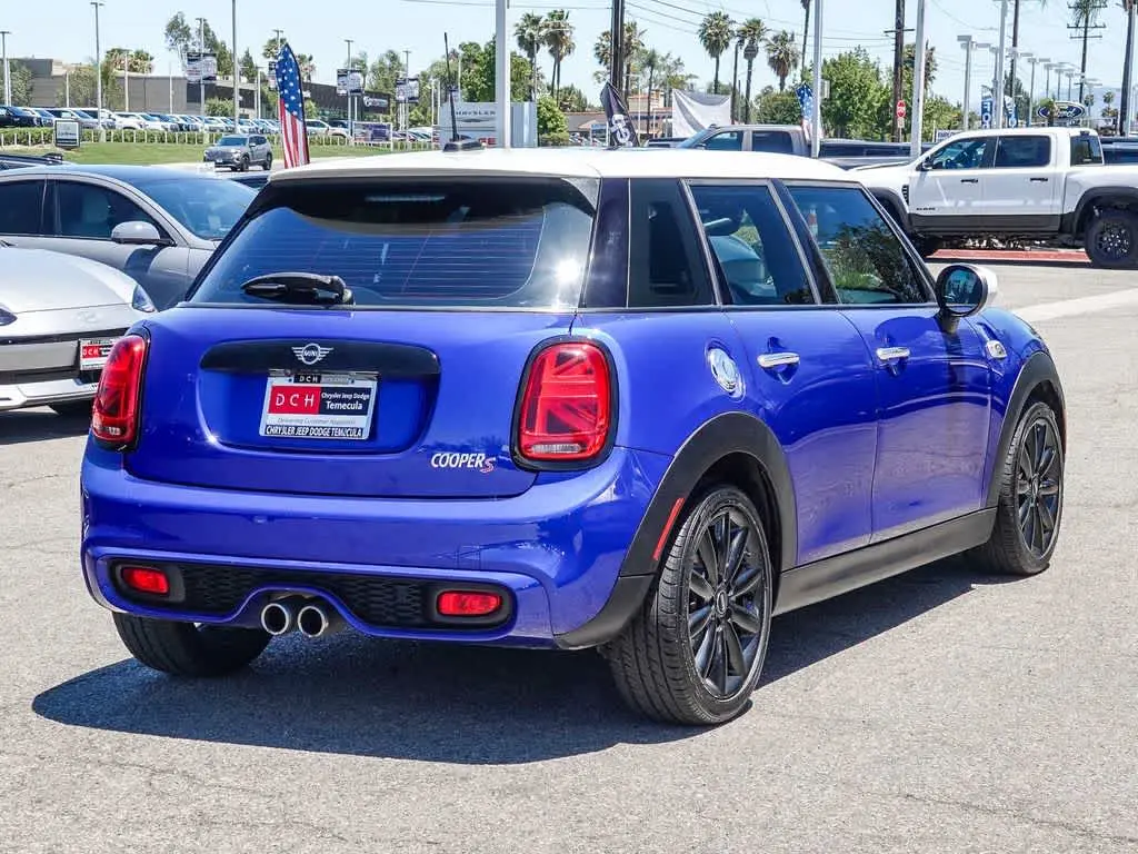 2021 MINI Hardtop Cooper S photo 4