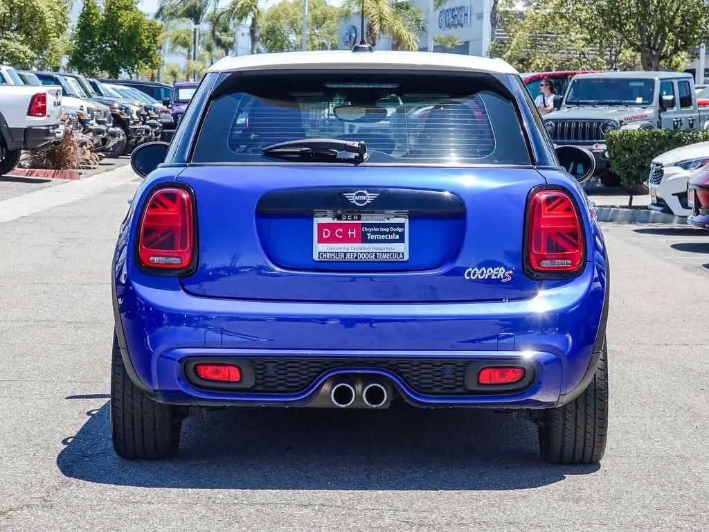 2021 MINI Hardtop Cooper S photo 5