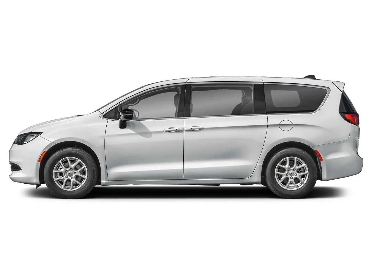 2026 Chrysler Voyager LX photo 3