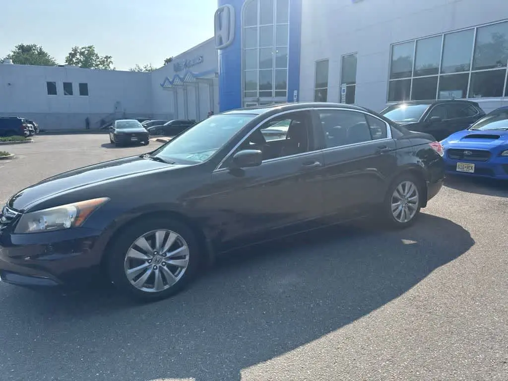2012 Honda Accord EX-L Auto photo 3