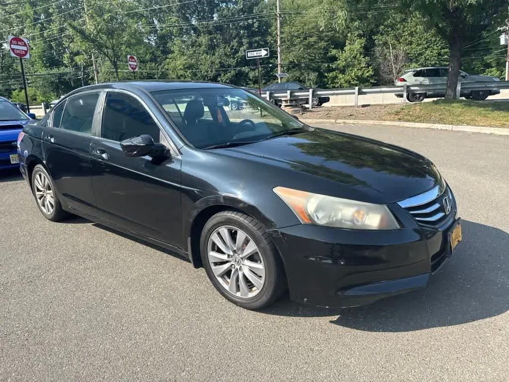 2012 Honda Accord EX-L Auto photo 5