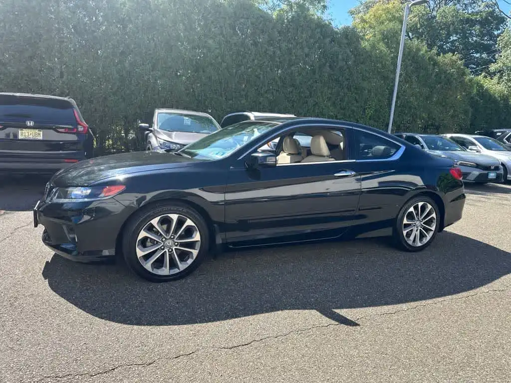 2013 Honda Accord V6 EX-L Auto's photo