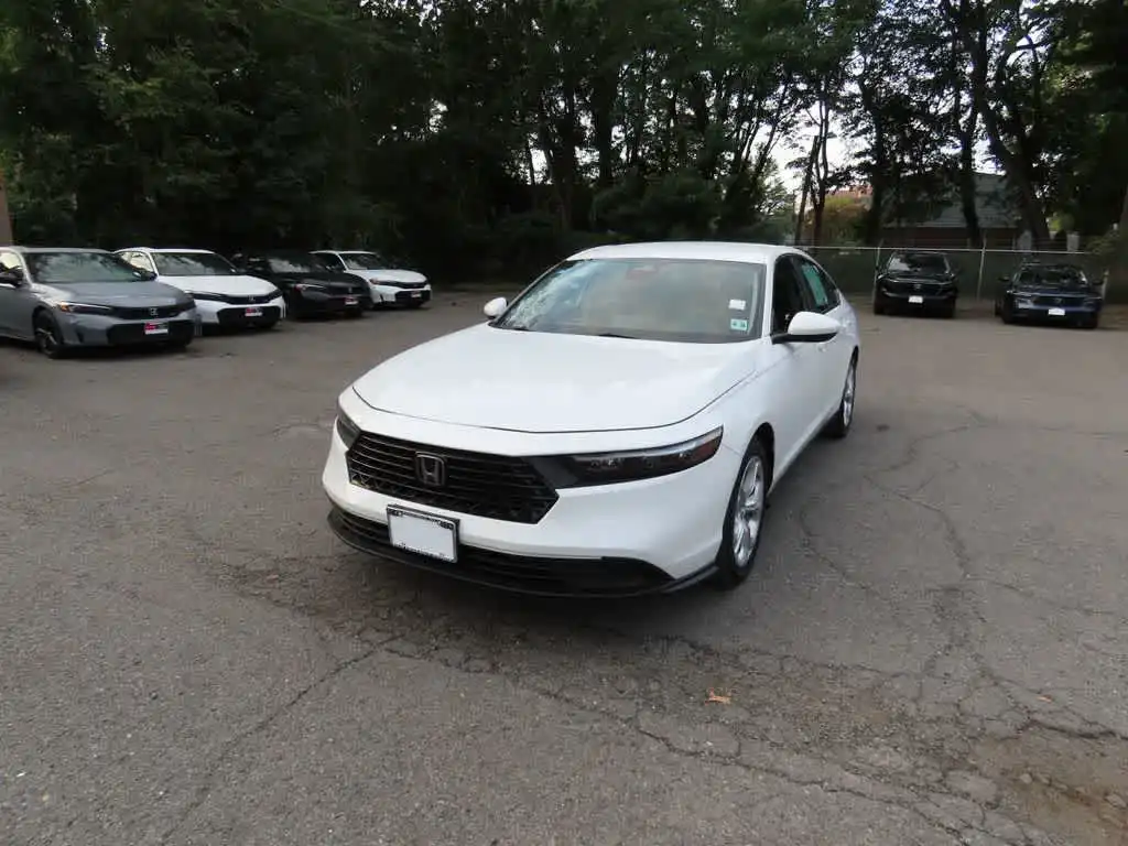 2023 Honda Accord 1.5T LX CVT's photo