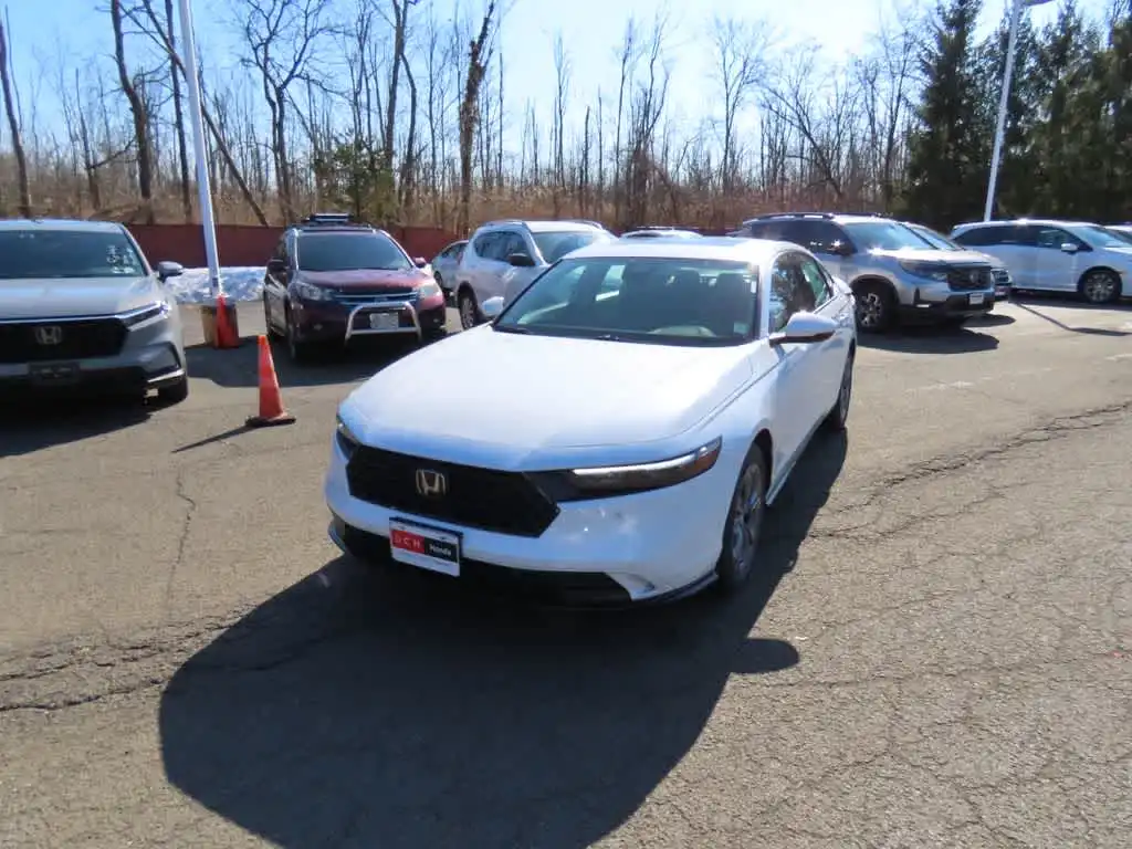 2026 Honda Accord Hybrid EX-L's photo