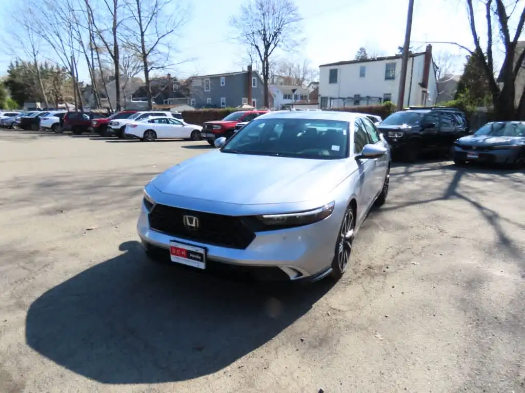 2026 Honda Accord Hybrid Touring's photo