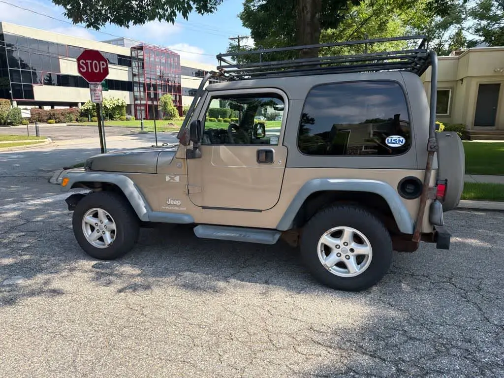2004 Jeep Wrangler X photo 4