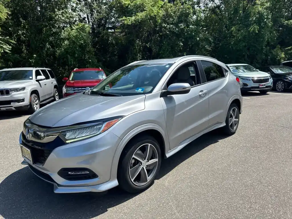 2019 Honda HR-V Touring AWD's photo