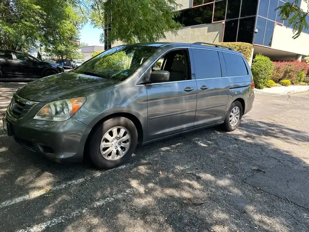 2008 Honda Odyssey EX's photo