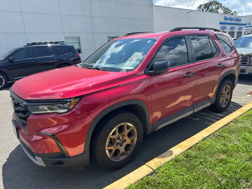 2024 Honda Pilot TrailSport AWD's photo