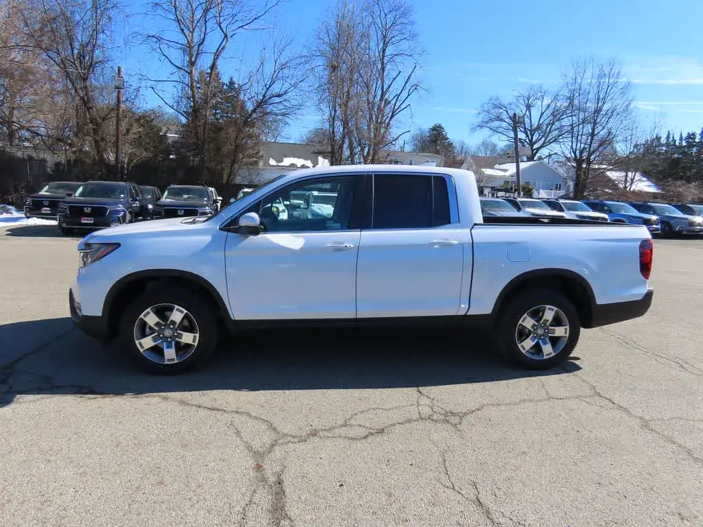 2026 Honda Ridgeline RTL AWD photo 3