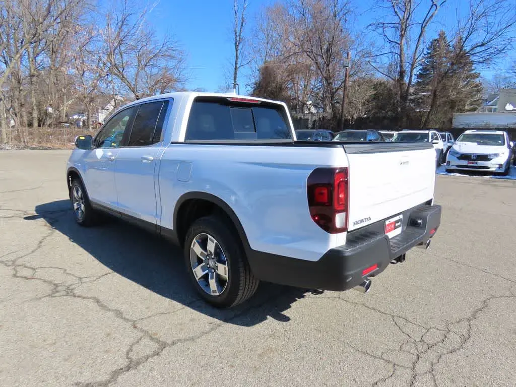 2026 Honda Ridgeline RTL AWD photo 4