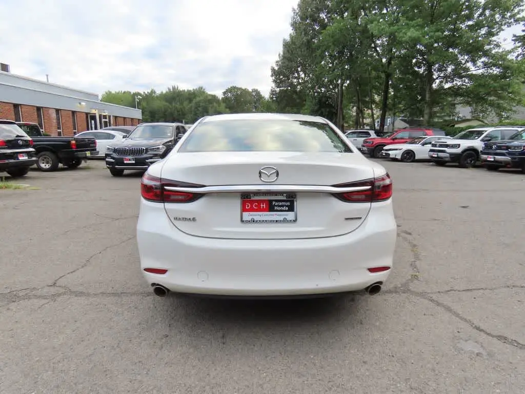 2021 Mazda EZ-6 Sport Auto photo 5
