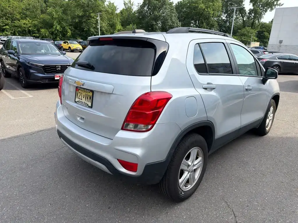 2022 Chevrolet Trax LT AWD's photo